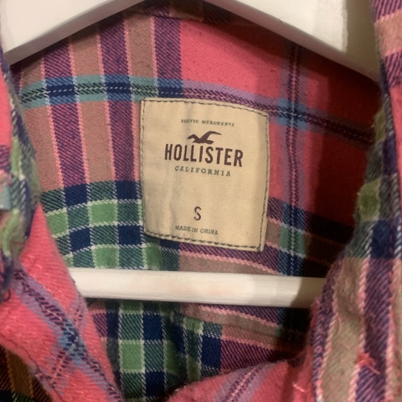Women’s small Hollister flannel button up - Picture 2 of 4